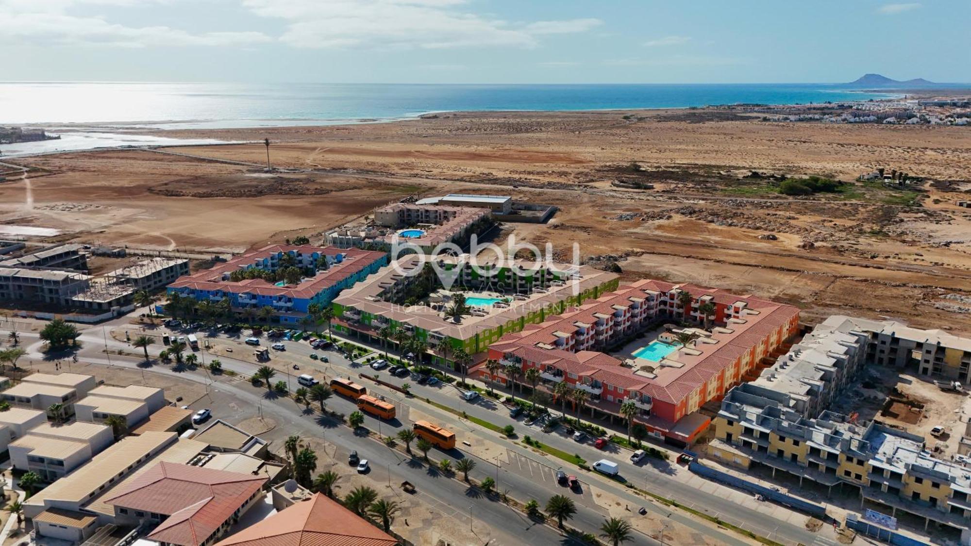 Djadsal Moradias - By Bobbywashere Santa Maria Exterior photo