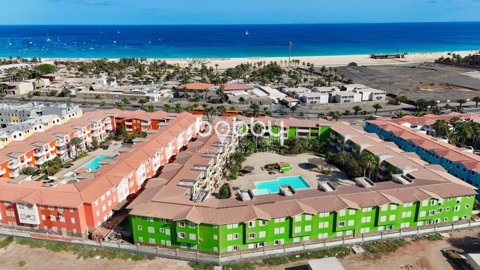 Djadsal Moradias - By Bobbywashere Santa Maria Exterior photo